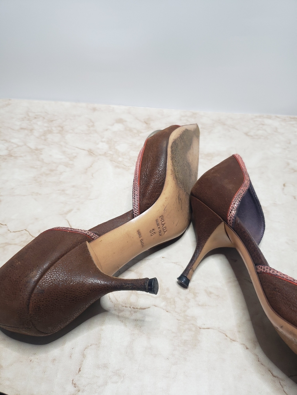 Prada Brown Pointed Kitten Heels with Pink Trim and Buckle Size 36 - Picture 6 of 8